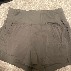 Athleta size 10 shorts